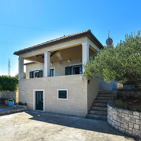 Pet Friendly Home In Postira With Wifi Dış mekan fotoğraf