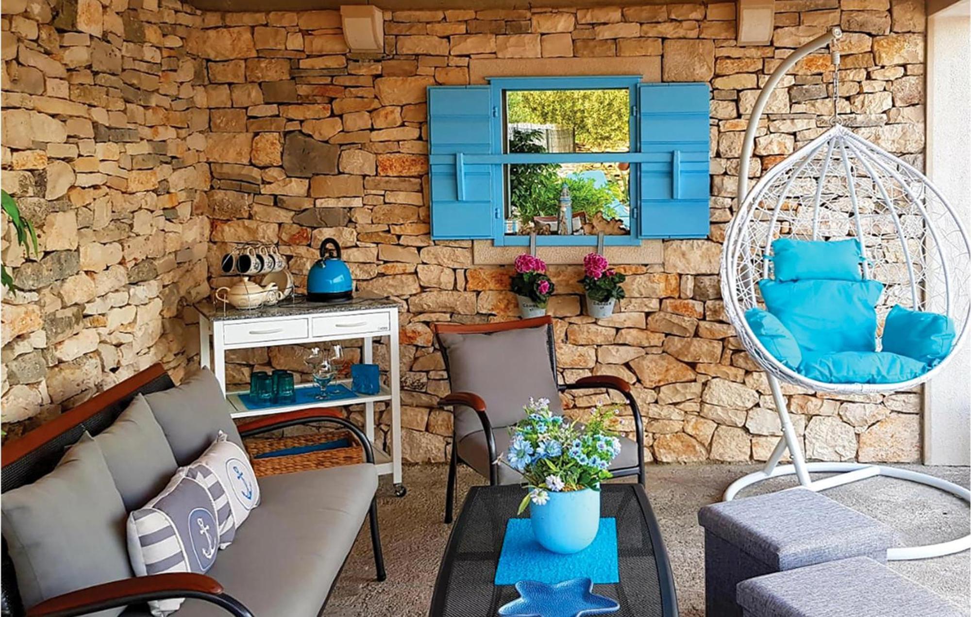Pet Friendly Home In Postira With Wifi Dış mekan fotoğraf