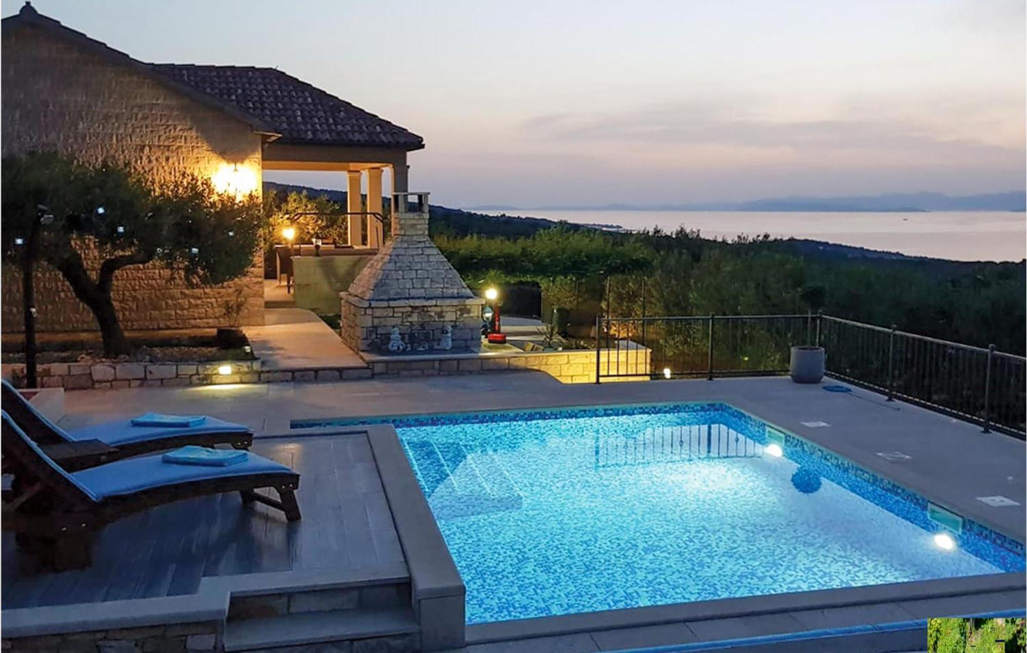 Pet Friendly Home In Postira With Wifi Dış mekan fotoğraf