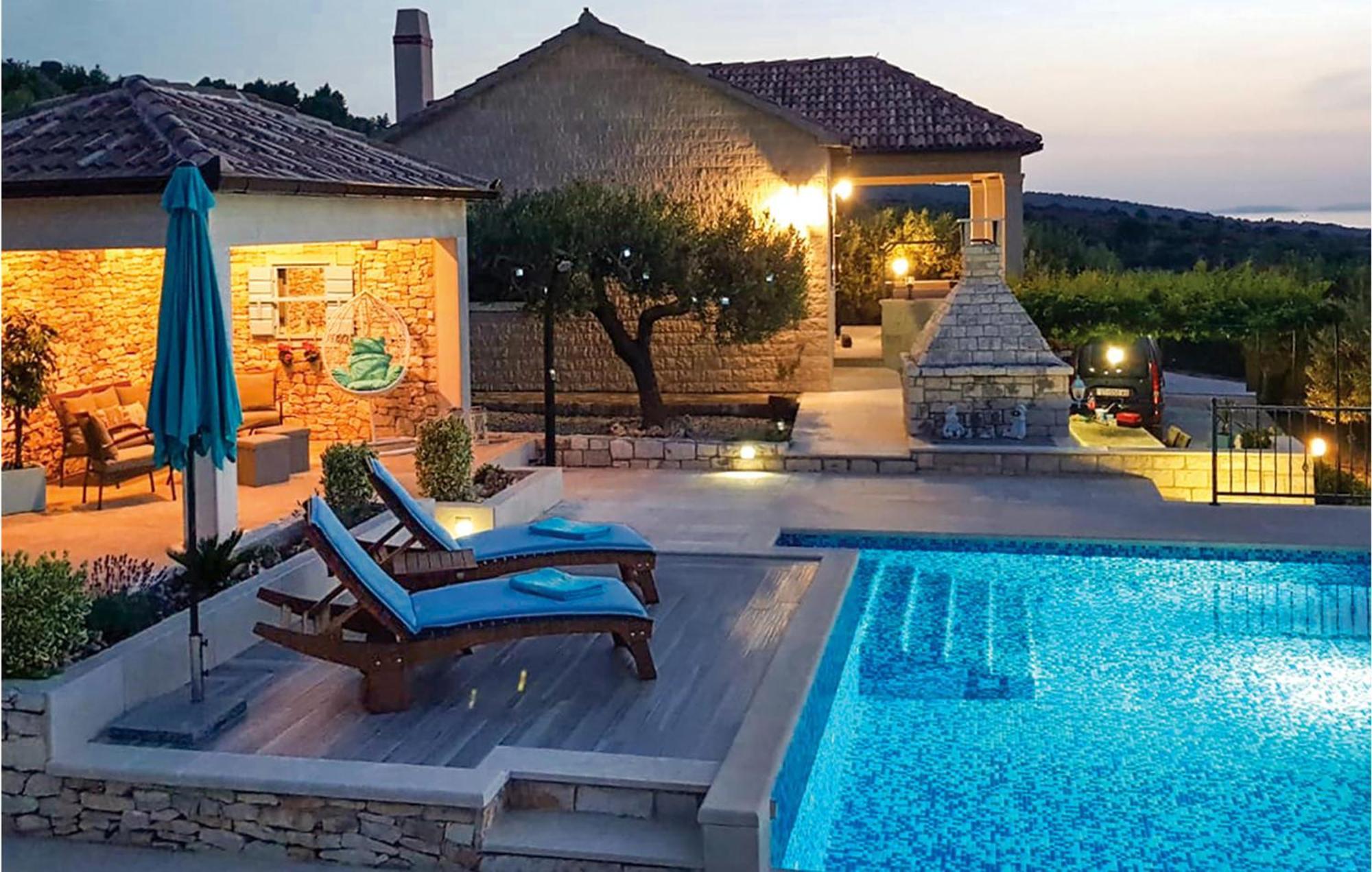 Pet Friendly Home In Postira With Wifi Dış mekan fotoğraf